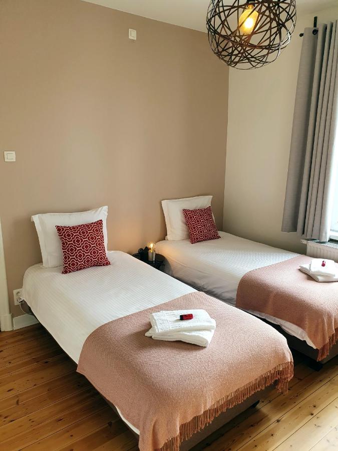 Trendy, Authentieke Woning Met Groot Terras En Tuin Villa Brugge Eksteriør bilde